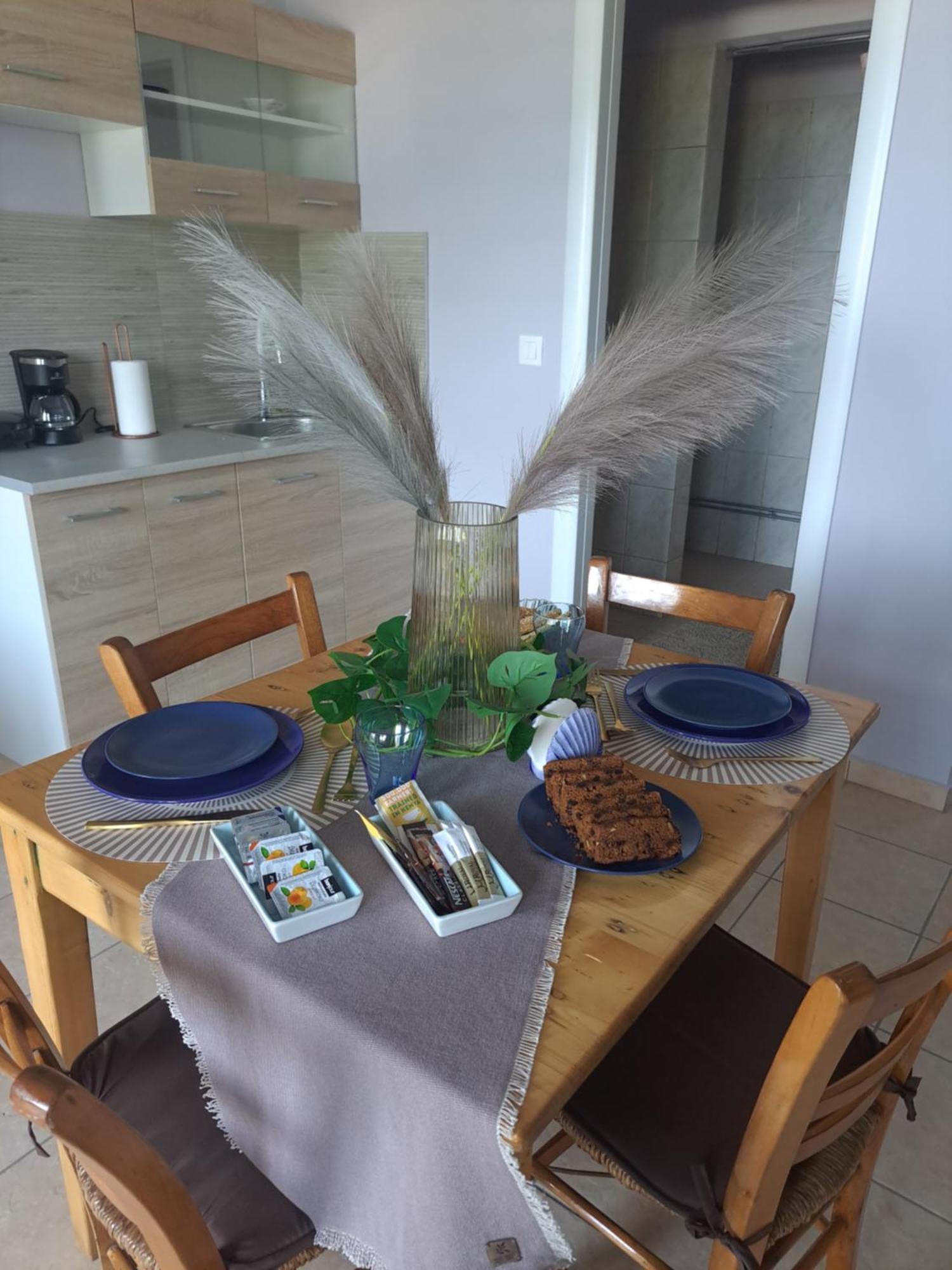 Seashell Apartment Artemida  Ngoại thất bức ảnh
