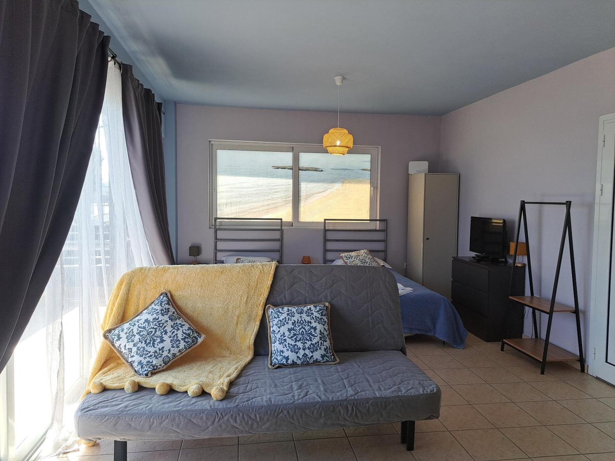 Seashell Apartment Artemida  Ngoại thất bức ảnh